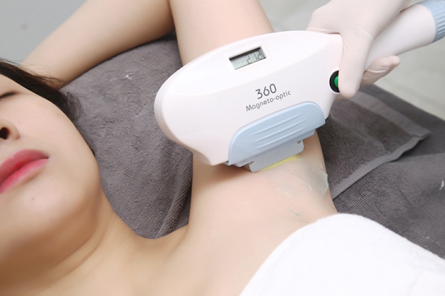 LÀM SÁNG VÙNG NÁCH / BẸN / MÔNG – GIẢI PHÁP CHO VÙNG DA NHẠY CẢM